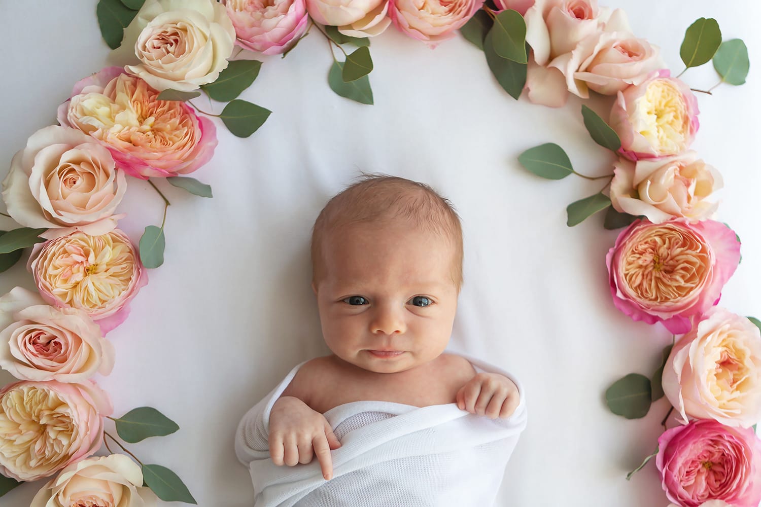 Inspiration pour la séance photo de bébé pour les fleuristes