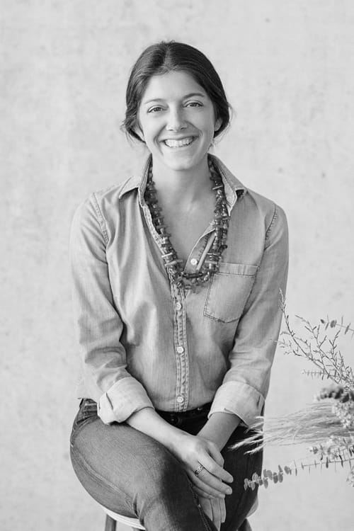 Kim Wiseley, fundadora y directora creativa de Flutter Magazine y The Floral Pantry