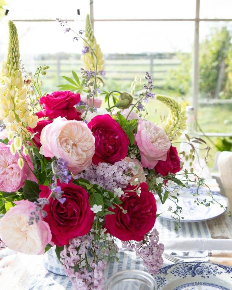 Vase arrangement with David Austin Roses