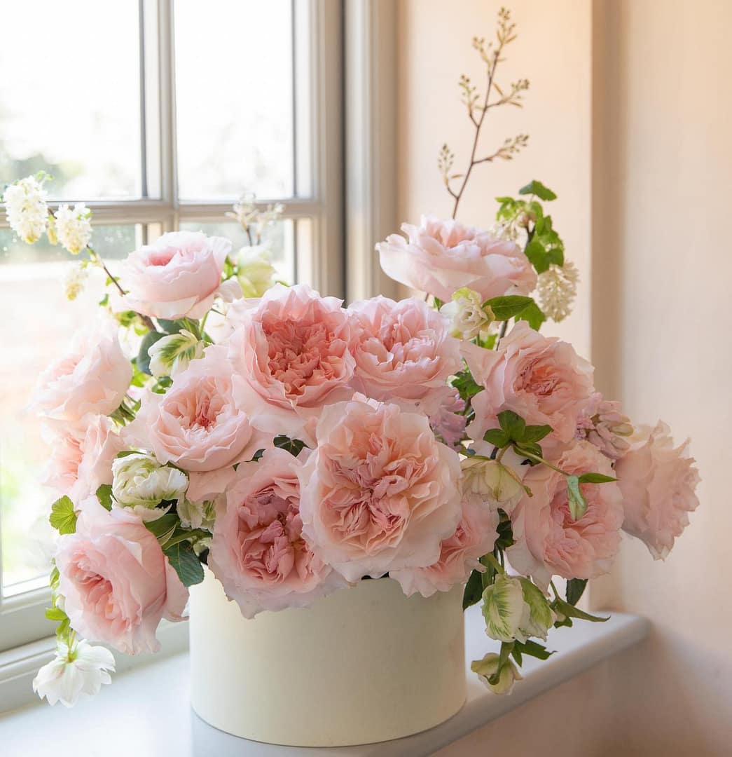 Ariadne Rose Hat Box Arrangement