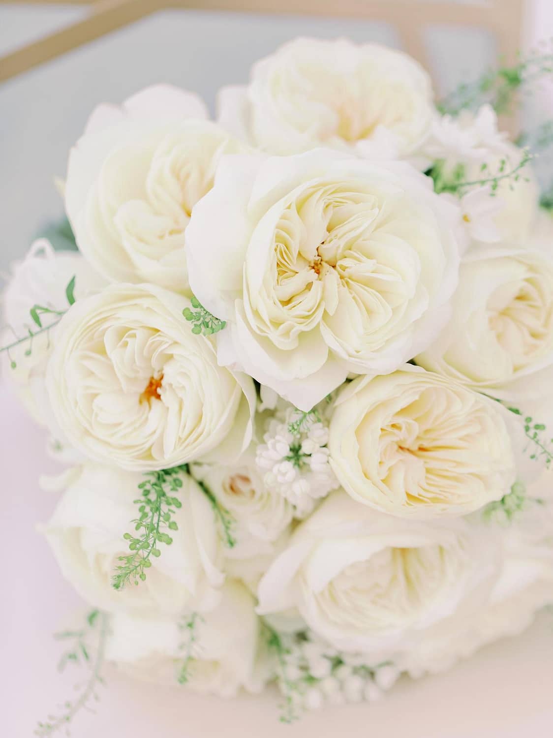 Weiße Hochzeitsblumen