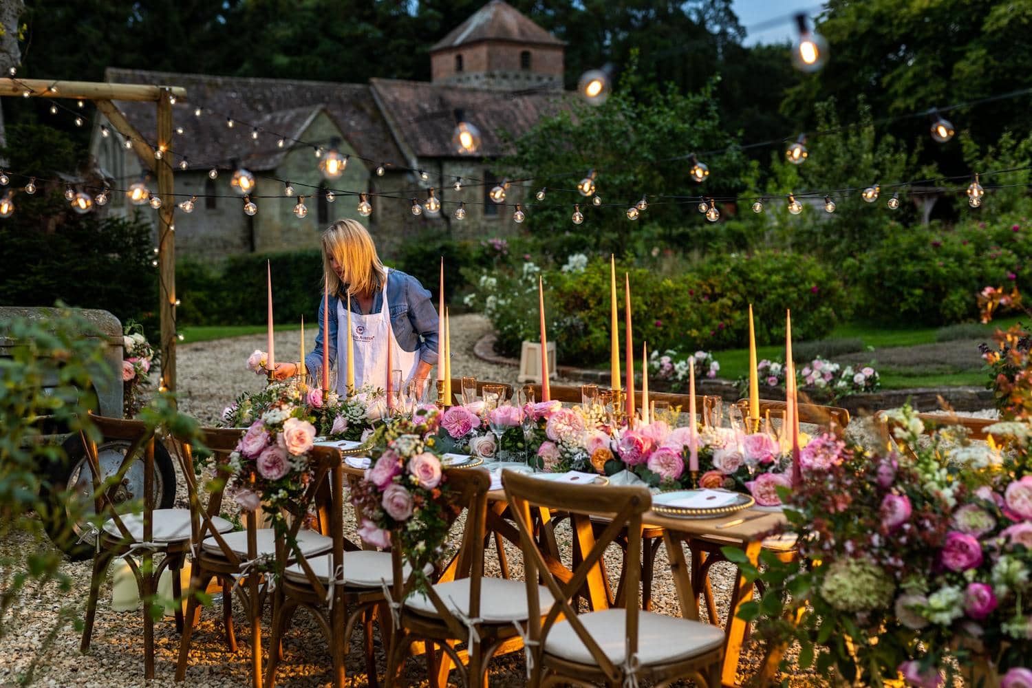 Decoraciones de mesa de banquete de boda al aire libre