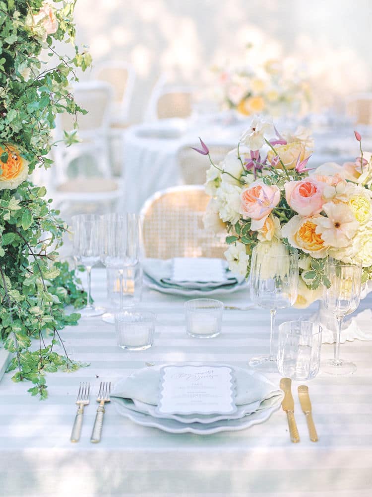outdoor-summer-wedding-reception