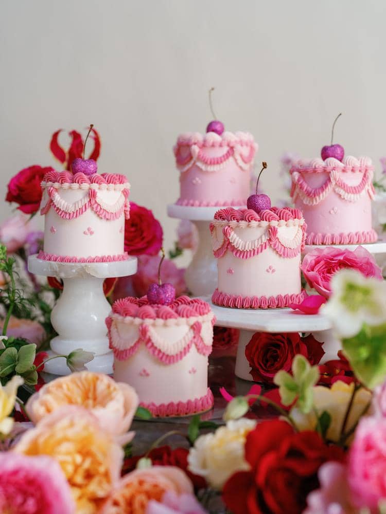 Mini pasteles de boda