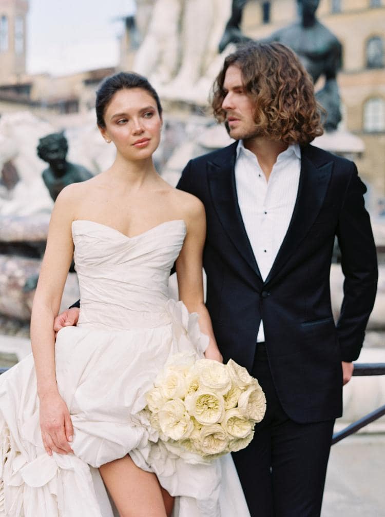 Bouquets de roses d'une seule variété Leonora