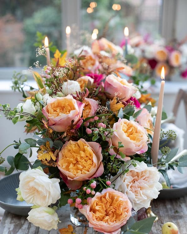 Decoraciones de mesa florales con Edith roses