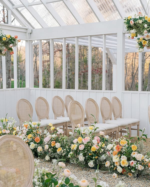 Aisle Yellow Wedding Roses