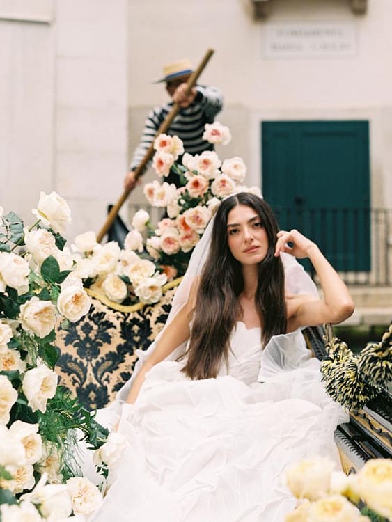 immersive-wedding-inspiration-from-venice