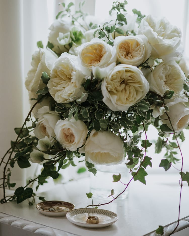 Leonora Bouquet de mariée avec bague de fiançailles