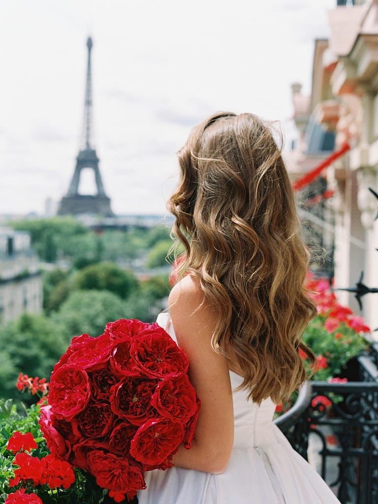 10 Inspiring Rose Wedding Bouquets For Any Season - David Austin ...