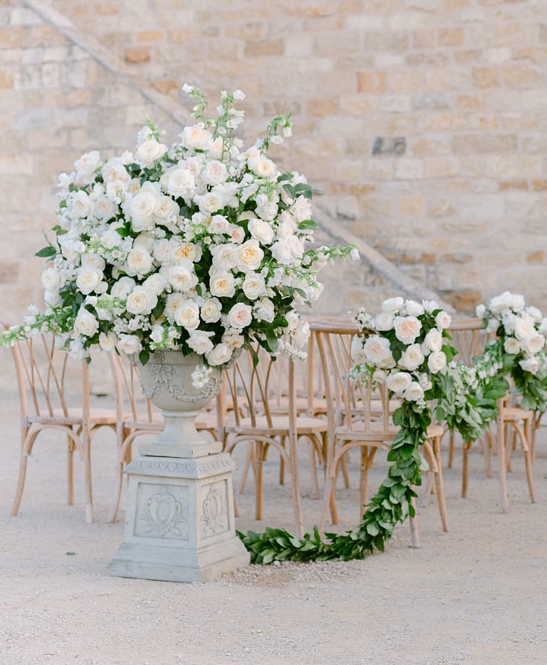 Wedding Urns - David Austin Wedding and Event Roses