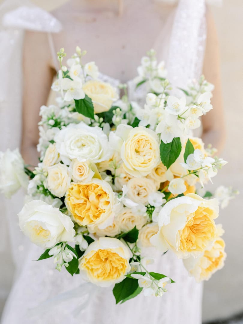 Yellow And White Wedding Flowers