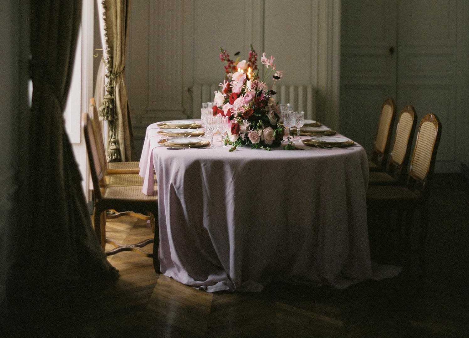 dutch-masters-inspired-centrepiece